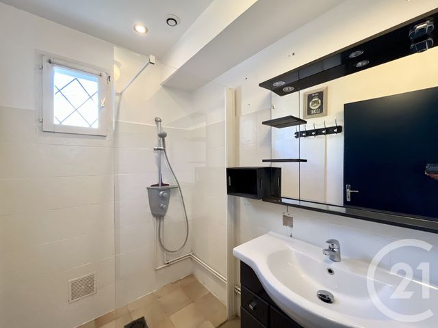 maison à vendre - 4 pièces - 77.36 m2 - LA BREE LES BAINS - 17 - POITOU-CHARENTES - Century 21 Agence Des Pertuis