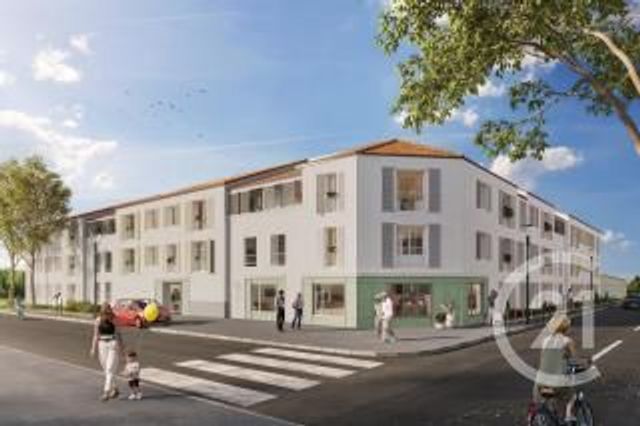 Afficher la photo en grand Appartement F2 à vendre - 2 pièces - 47.05 m2 - ST PIERRE D OLERON - 17 - POITOU-CHARENTES - Century 21 Agence Des Pertuis