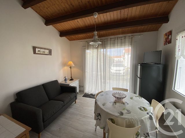 Afficher la photo en grand maison à vendre - 4 pièces - 76.35 m2 - LA BREE LES BAINS - 17 - POITOU-CHARENTES - Century 21 Agence Des Pertuis