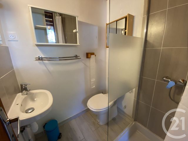 Afficher la photo en grand maison à vendre - 4 pièces - 76.35 m2 - LA BREE LES BAINS - 17 - POITOU-CHARENTES - Century 21 Agence Des Pertuis