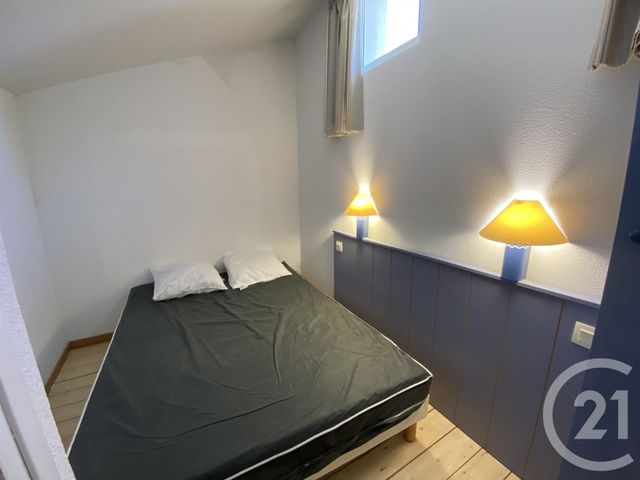Afficher la photo en grand Appartement T2 à vendre - 3 pièces - 52.0 m2 - ST GEORGES D OLERON - 17 - POITOU-CHARENTES - Century 21 Agence Des Pertuis
