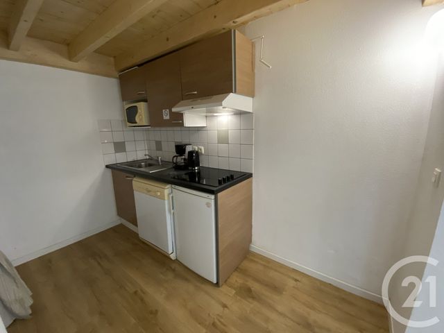 Afficher la photo en grand Appartement T2 à vendre - 3 pièces - 52.0 m2 - ST GEORGES D OLERON - 17 - POITOU-CHARENTES - Century 21 Agence Des Pertuis