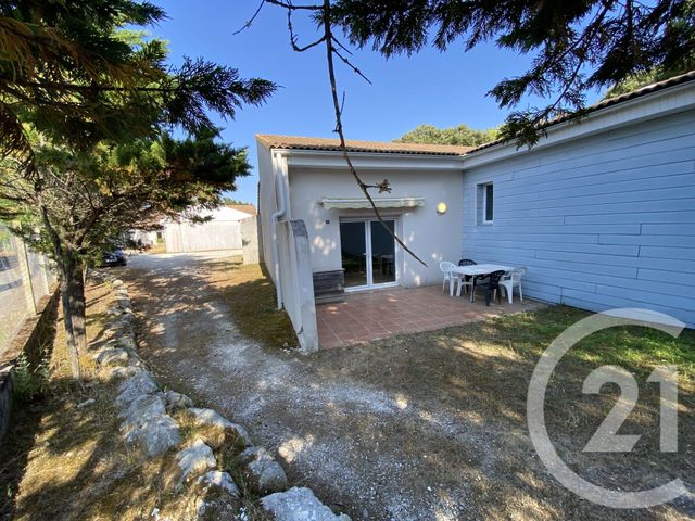 Afficher la photo en grand Appartement T2 à vendre - 3 pièces - 52.0 m2 - ST GEORGES D OLERON - 17 - POITOU-CHARENTES - Century 21 Agence Des Pertuis