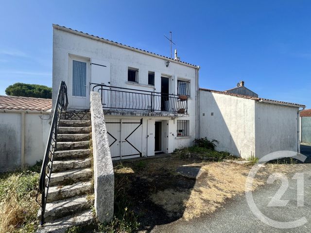maison à vendre - 4 pièces - 127.75 m2 - ST GEORGES D OLERON - 17 - POITOU-CHARENTES - Century 21 Agence Des Pertuis