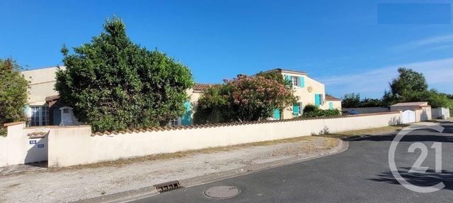 maison à vendre - 5 pièces - 148.16 m2 - LA BREE LES BAINS - 17 - POITOU-CHARENTES - Century 21 Agence Des Pertuis