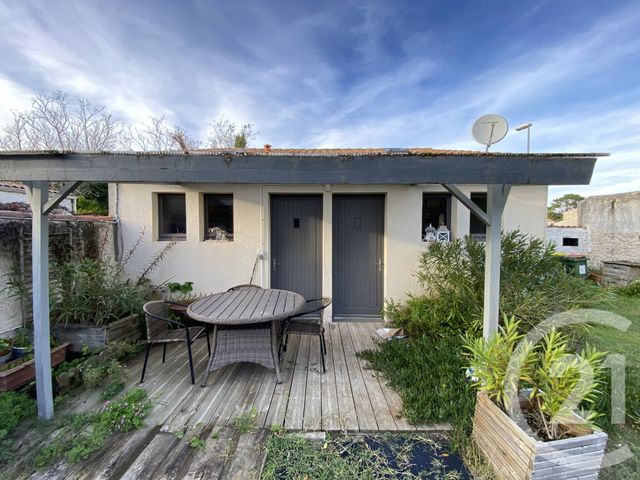 maison à vendre - 5 pièces - 110.77 m2 - ST GEORGES D OLERON - 17 - POITOU-CHARENTES - Century 21 Agence Des Pertuis