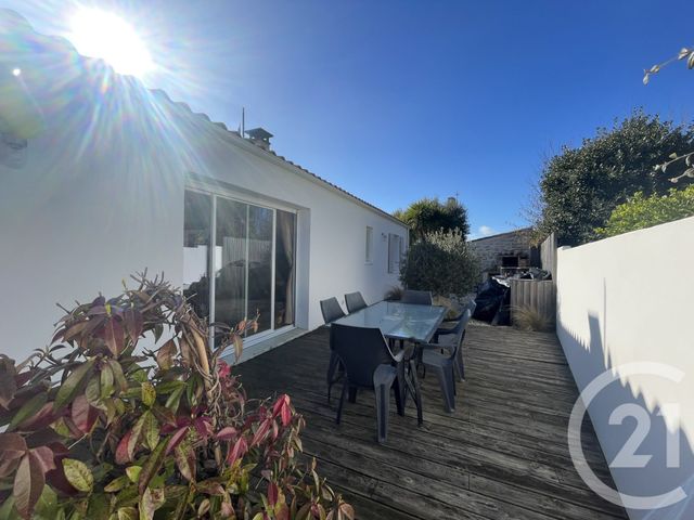 maison à vendre - 3 pièces - 82.82 m2 - ST PIERRE D OLERON - 17 - POITOU-CHARENTES - Century 21 Agence Des Pertuis
