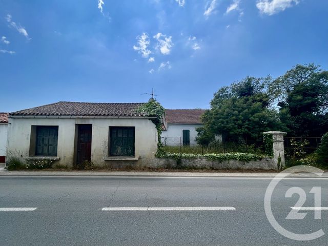 maison à vendre - 8 pièces - 236.0 m2 - ST PIERRE D OLERON - 17 - POITOU-CHARENTES - Century 21 Agence Des Pertuis