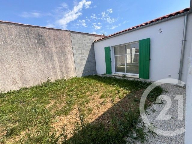 maison à vendre - 6 pièces - 106.2 m2 - ST PIERRE D OLERON - 17 - POITOU-CHARENTES - Century 21 Agence Des Pertuis