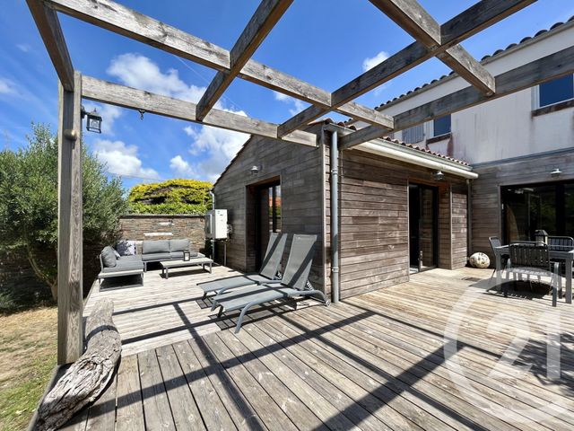 maison à vendre - 6 pièces - 147.08 m2 - ST PIERRE D OLERON - 17 - POITOU-CHARENTES - Century 21 Agence Des Pertuis