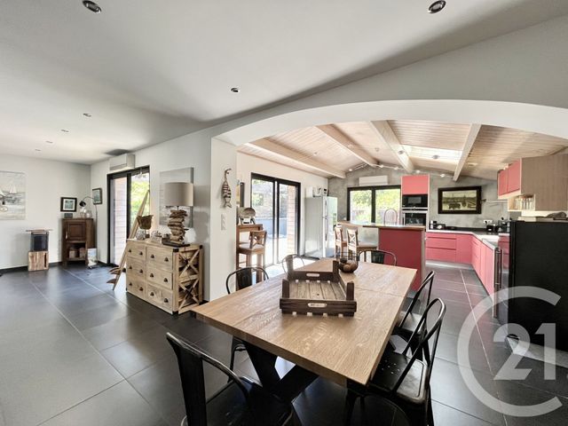 maison à vendre - 6 pièces - 147.08 m2 - ST PIERRE D OLERON - 17 - POITOU-CHARENTES - Century 21 Agence Des Pertuis