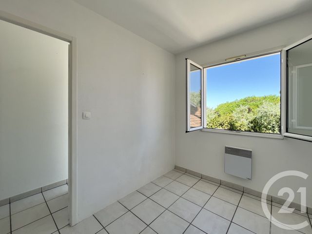 Appartement T2 à vendre - 2 pièces - 27.78 m2 - ST PIERRE D OLERON - 17 - POITOU-CHARENTES - Century 21 Agence Des Pertuis