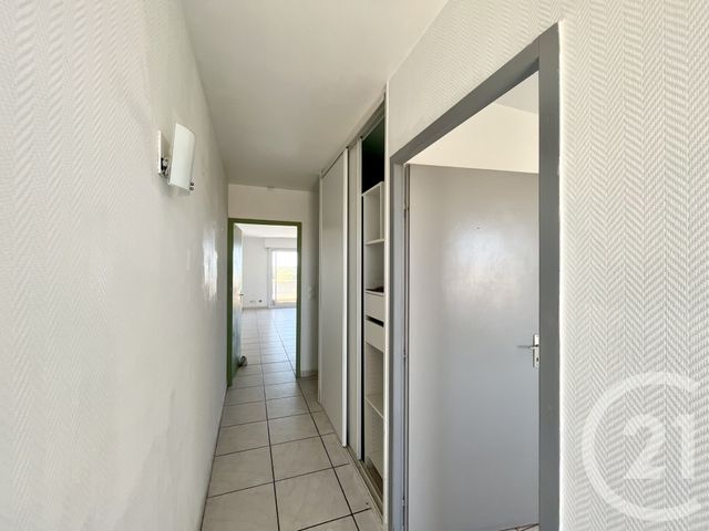 Appartement T2 à vendre - 2 pièces - 45.97 m2 - ST PIERRE D OLERON - 17 - POITOU-CHARENTES - Century 21 Agence Des Pertuis