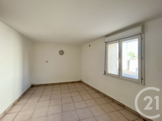 Appartement T3 à vendre - 3 pièces - 48.02 m2 - ST PIERRE D OLERON - 17 - POITOU-CHARENTES - Century 21 Agence Des Pertuis