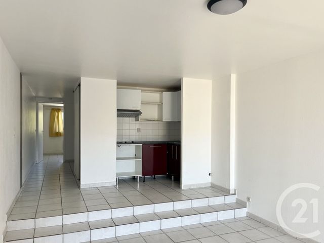 Appartement T2 à vendre - 2 pièces - 51.28 m2 - ST PIERRE D OLERON - 17 - POITOU-CHARENTES - Century 21 Agence Des Pertuis