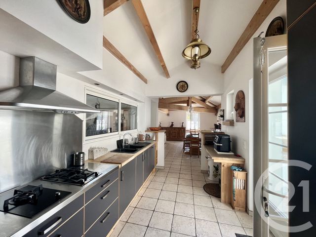 maison à vendre - 8 pièces - 152.15 m2 - ST GEORGES D OLERON - 17 - POITOU-CHARENTES - Century 21 Agence Des Pertuis